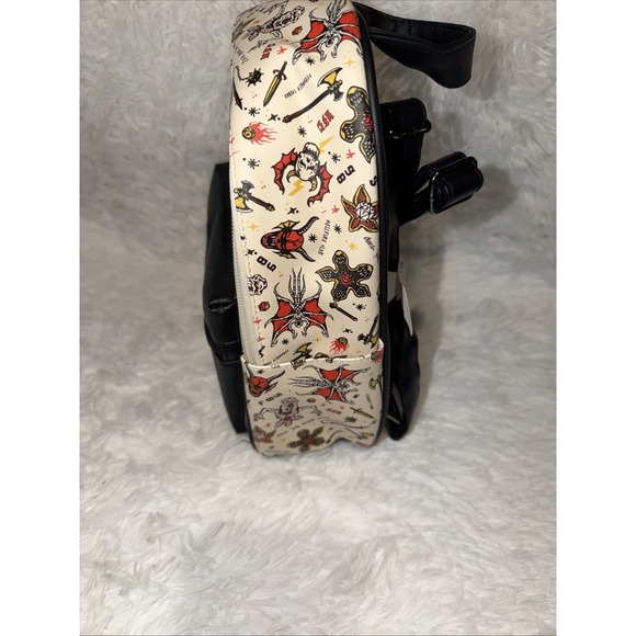 Leather Mint Stranger Things Hellfire Club Backpack Rare D&D Demogorgon - Picture 5 of 5